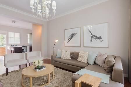 Modern Apartment in Rosebank Johannesburg Buitenkant foto